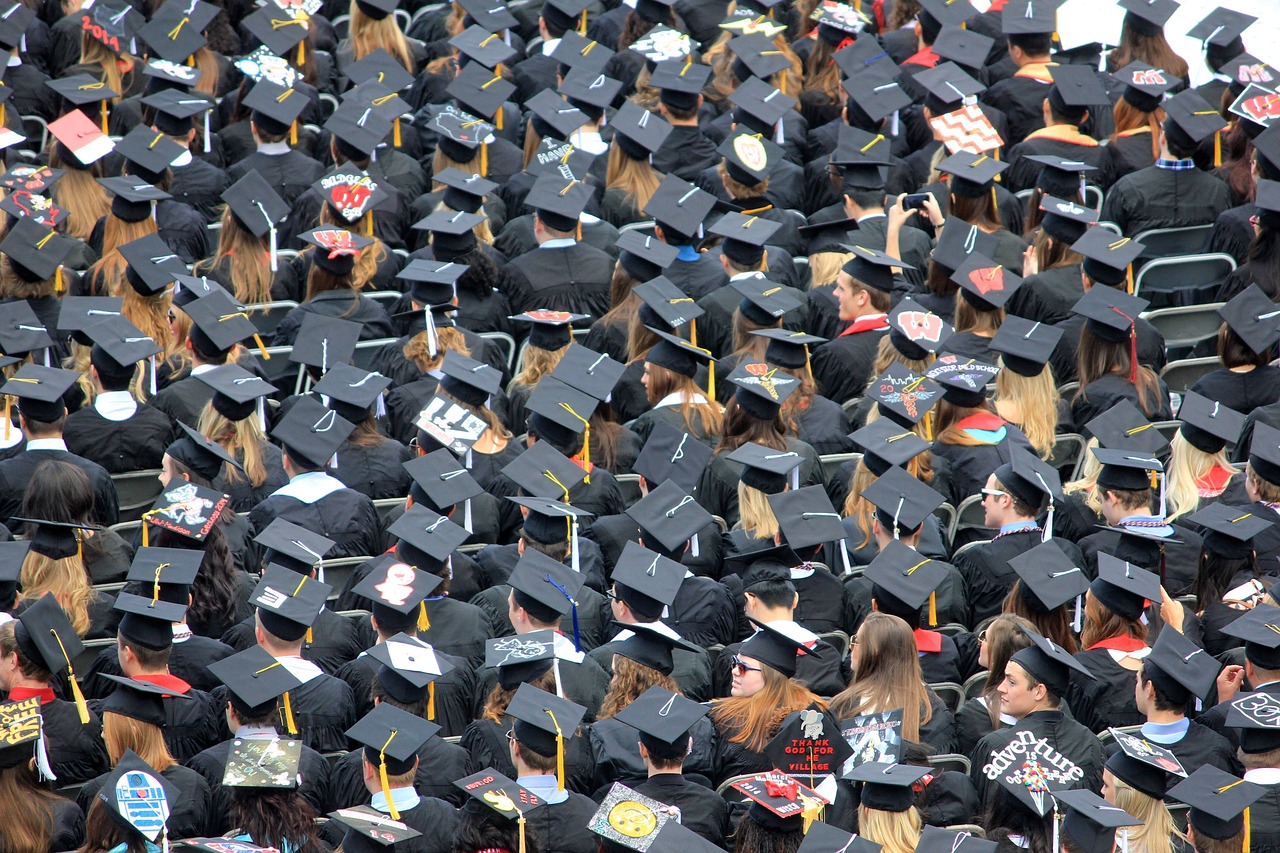 韩国超400万大学毕业生躺平现象，社会与个人的双重挑战